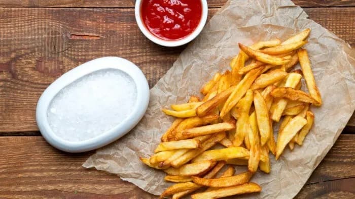 Jak zrobić chrupiące frytki na oleju - uniknij miękkich i tłustych frytek